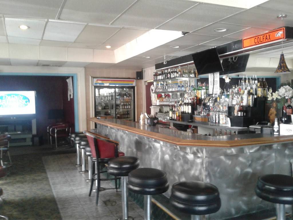 Petes Greek Town Cafe | restaurant | 2910 E Colfax Ave, Denver, CO 80206, USA | 3033211104 OR +1 303-321-1104