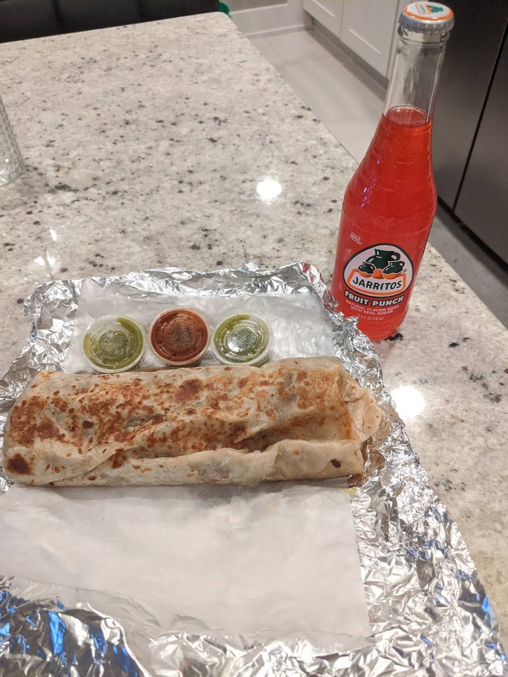 Big Burrito Taqueria | restaurant | 11047 IL-50, Oak Lawn, IL 60453, USA | 7085290162 OR +1 708-529-0162