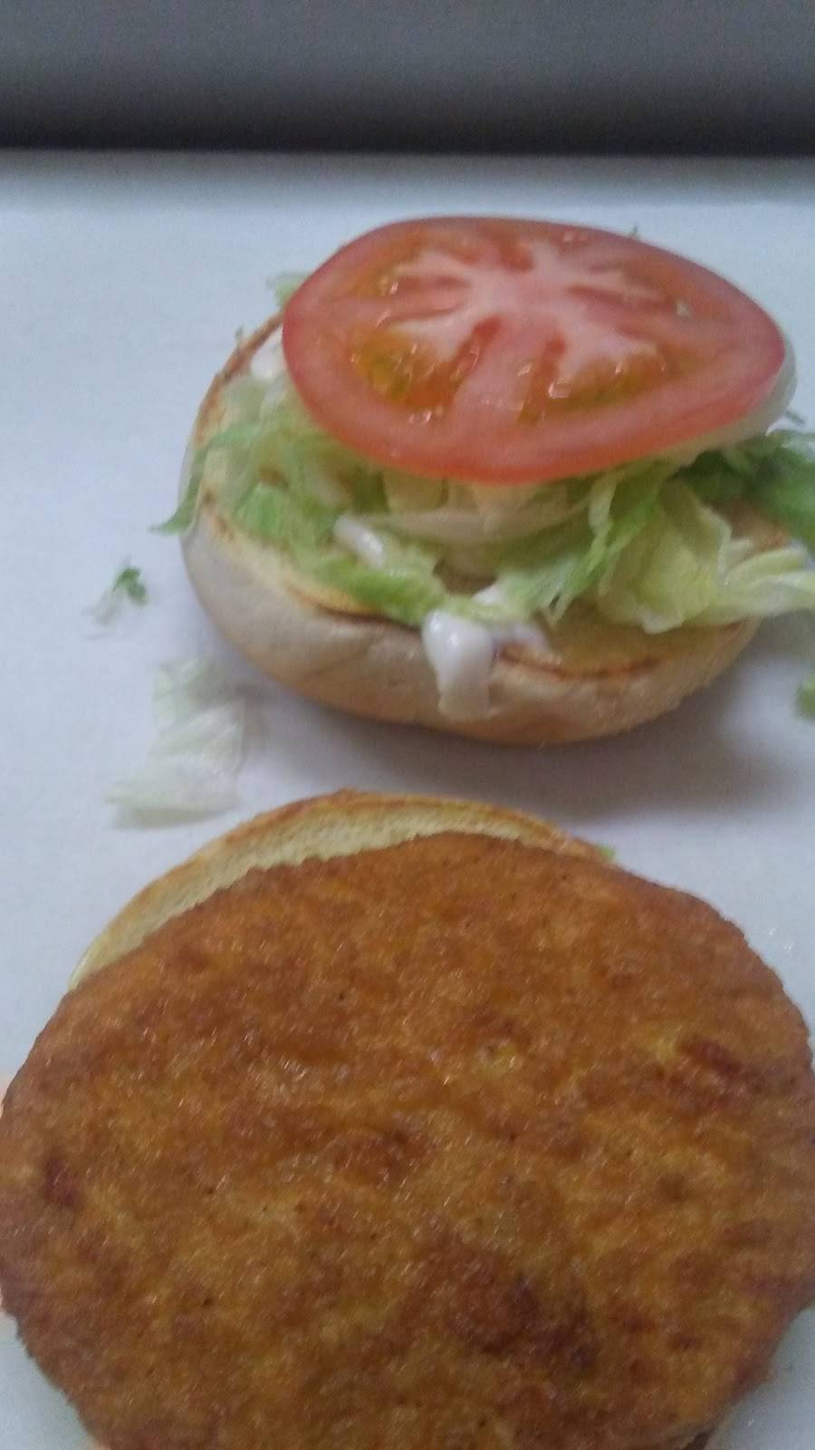 Parkside Gyros | restaurant | 7355 N Clark St, Chicago, IL 60626, USA | 7733380321 OR +1 773-338-0321