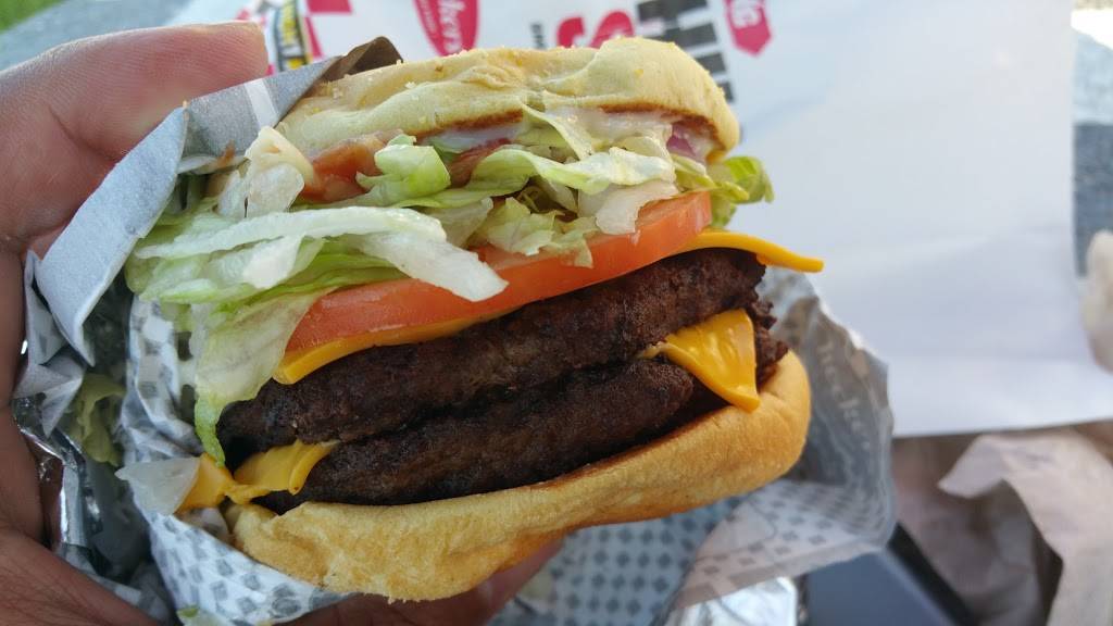 Rallys | restaurant | 3553 Chouteau Ave, St. Louis, MO 63103, USA | 3143546592 OR +1 314-354-6592