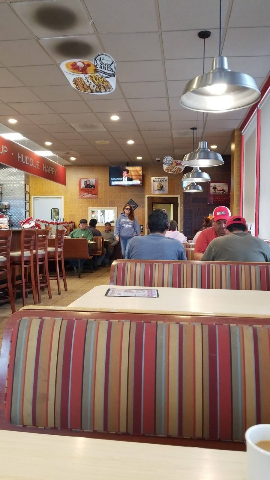 Huddle House | meal takeaway | 5887 MO-19, Cuba, MO 65453, USA | 5738850043 OR +1 573-885-0043