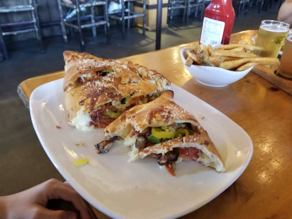 Big Woods Speedway | restaurant | 1002 N Main St, Speedway, IN 46224, USA | 3177573250 OR +1 317-757-3250