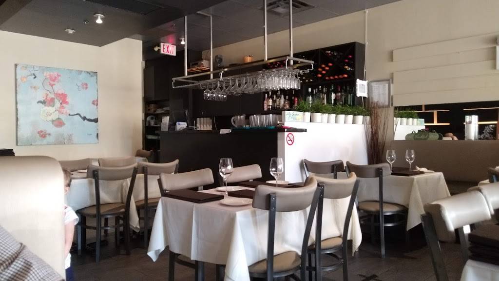 Twin Fish Thai Cuisine | restaurant | 5555 Eglinton Ave W, Etobicoke, ON M9C 5M1, Canada | 4166958866 OR +1 416-695-8866