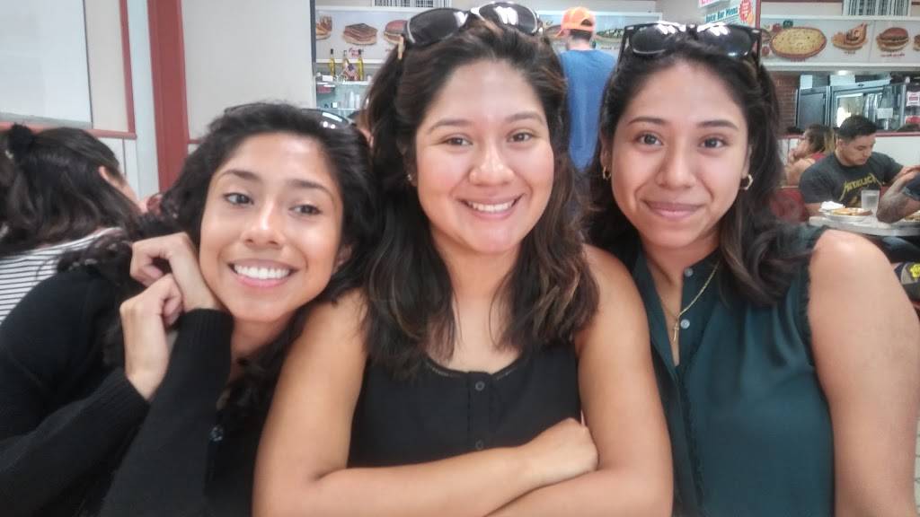 Skillmans Famous Pizza Shop | restaurant | 4606 Skillman Ave, Sunnyside, NY 11104, USA | 7187841821 OR +1 718-784-1821