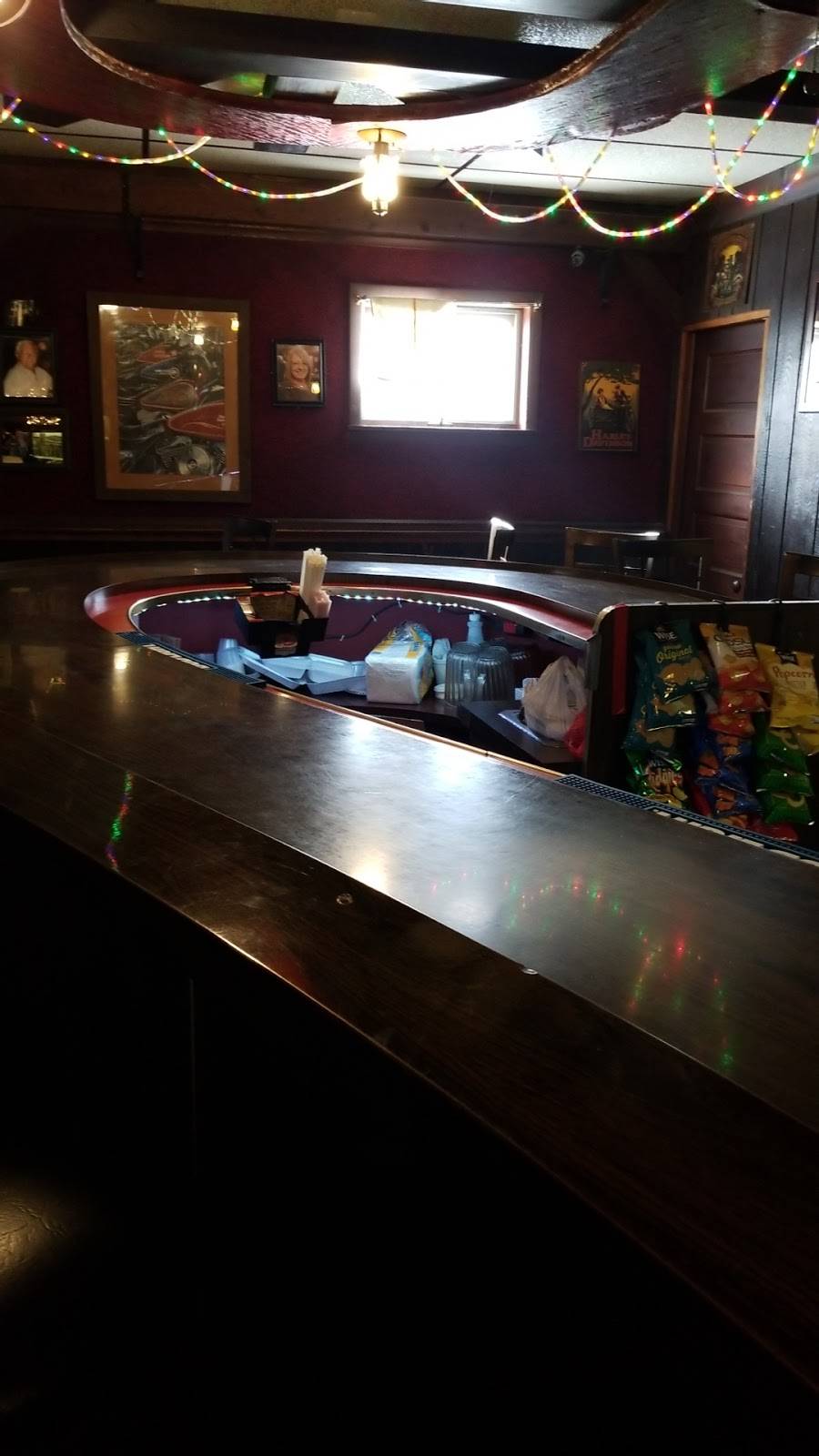 Jacies Midway Bar | restaurant | 319 Hazle St, Nuremberg, PA 18241, USA | 5703843727 OR +1 570-384-3727