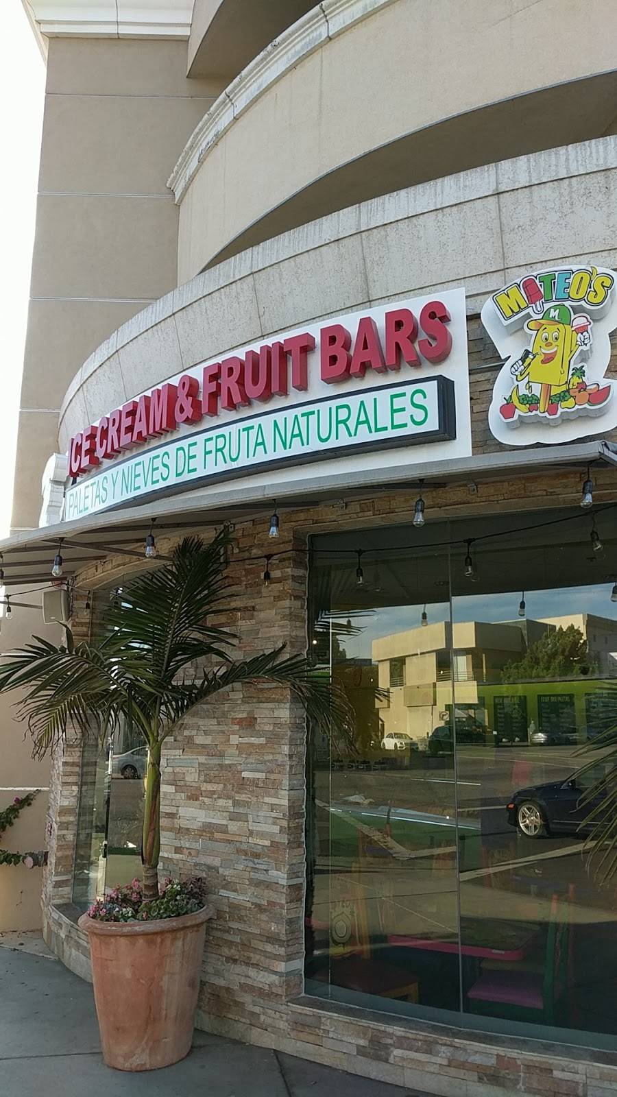 Mateos Ice Cream & Fruit Bars | restaurant | 11551 Santa Monica Blvd, Los Angeles, CA 90025, USA | 4244028038 OR +1 424-402-8038