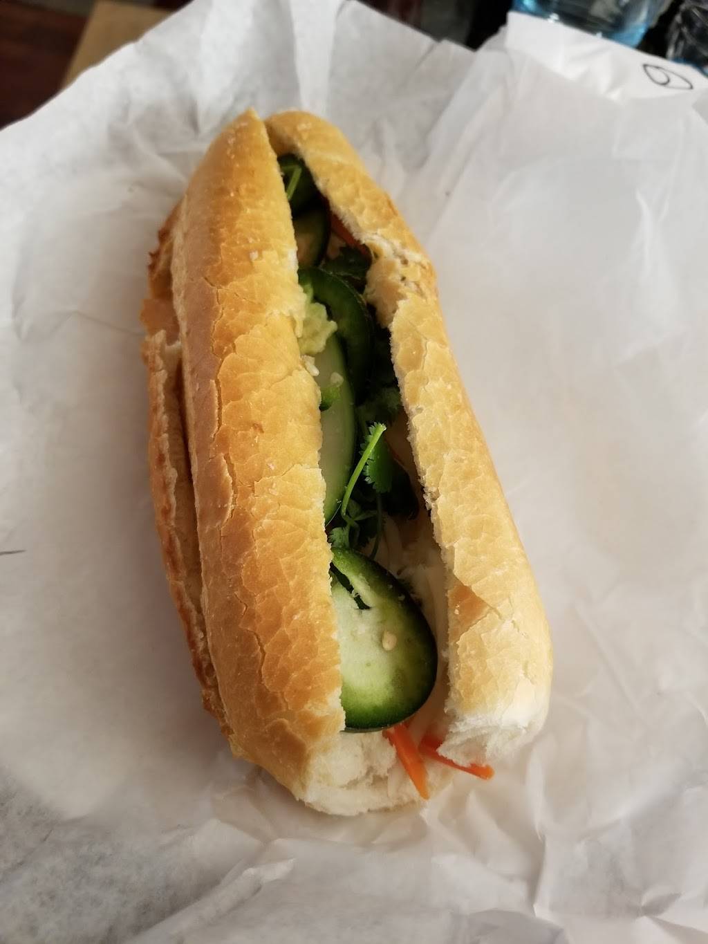 Xuân | restaurant | 9988 15th Ave SW, Seattle, WA 98146, USA | 2066010820 OR +1 206-601-0820