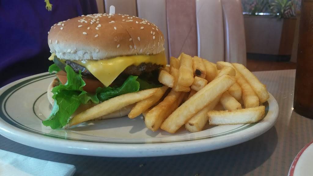 Spires Restaurant | restaurant | 13451 Newport Ave, Tustin, CA 92780, USA | 7145440631 OR +1 714-544-0631