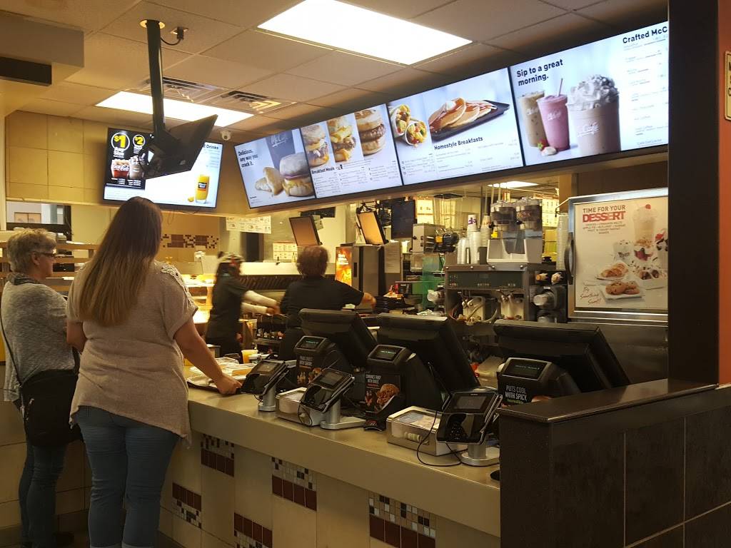 McDonalds | cafe | 1201 FL-84, Fort Lauderdale, FL 33315, USA | 9545271017 OR +1 954-527-1017