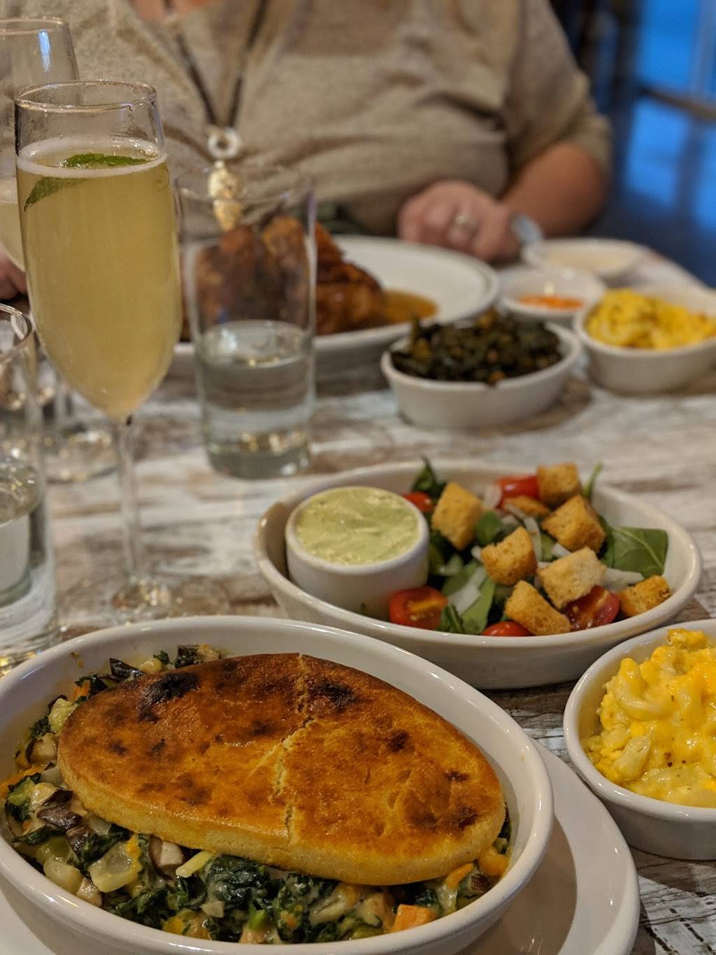 Frog & the Hen | restaurant | 466 Flowing Wells Rd #4, Augusta, GA 30907, USA | 7067552767 OR +1 706-755-2767