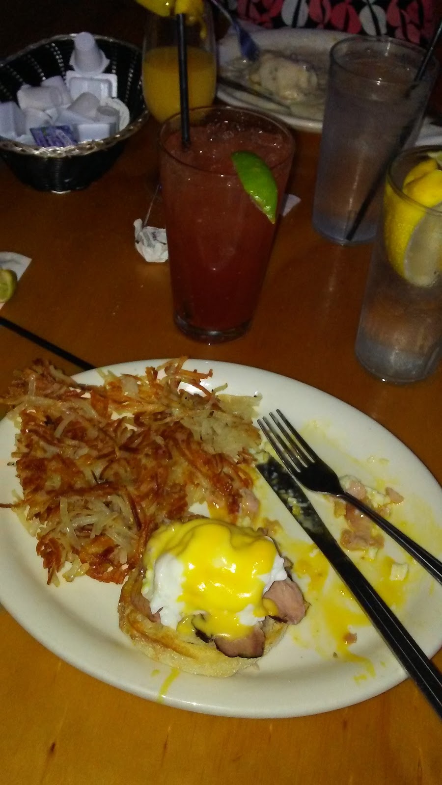 Strokes Bar & Grill | restaurant | 8010 Riverside Dr, Parker, AZ 85344, USA | 9286672366 OR +1 928-667-2366