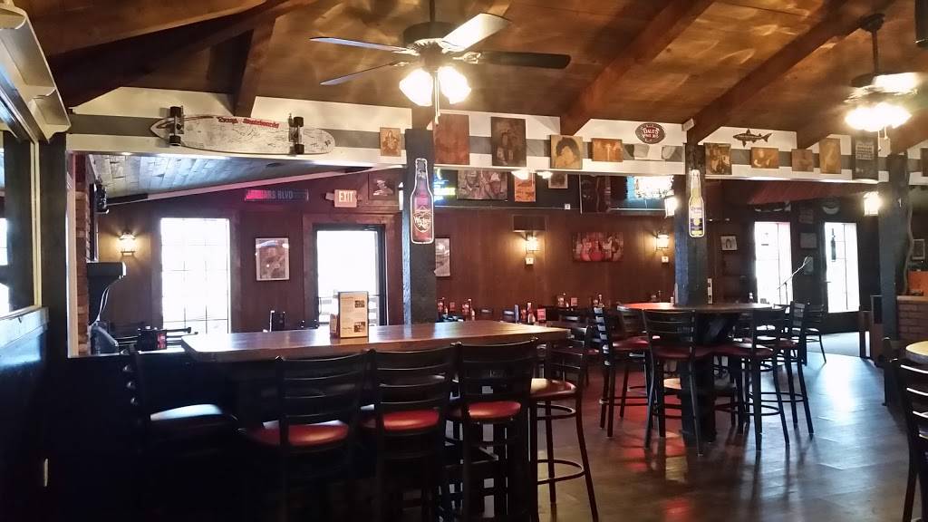 Ll Creek Bar And Grill | restaurant | 421 Memorial Dr, Waycross, GA 31501, USA | 9125481222 OR +1 912-548-1222