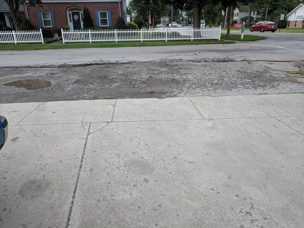 Coccas Pizza | restaurant | 111 Market St, Cortland, OH 44410, USA | 3306376677 OR +1 330-637-6677