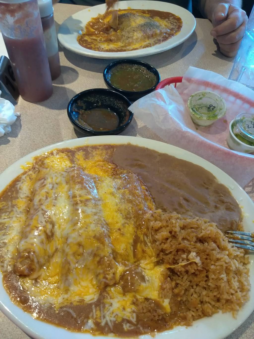 Sunny Side Cafe | restaurant | 2495 E Maumee St, Adrian, MI 49221, USA | 5172656734 OR +1 517-265-6734