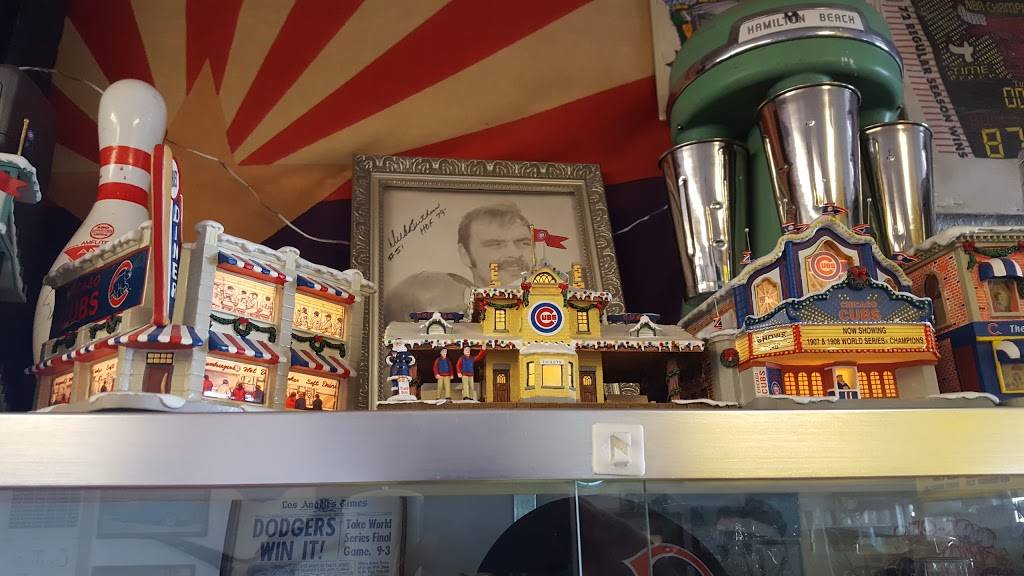 Dazzos Dog House | restaurant | 6143 W Glendale Ave, Glendale, AZ 85301, USA | 6239343536 OR +1 623-934-3536