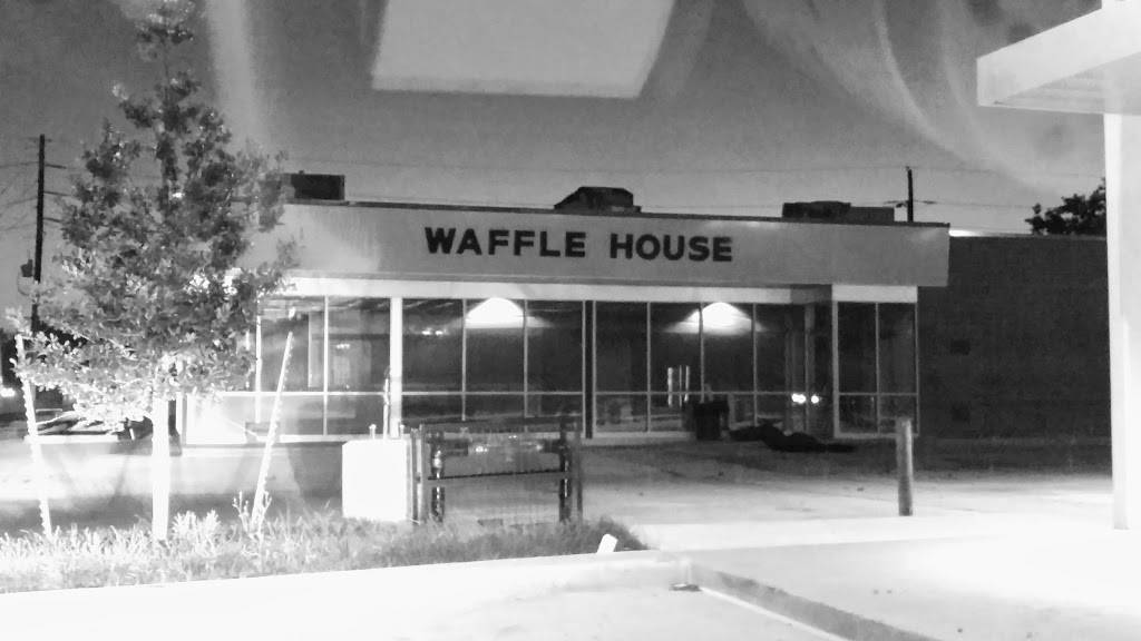 Waffle House | meal takeaway | 635 Rankin Rd, Houston, TX 77073, USA | 2817130128 OR +1 281-713-0128