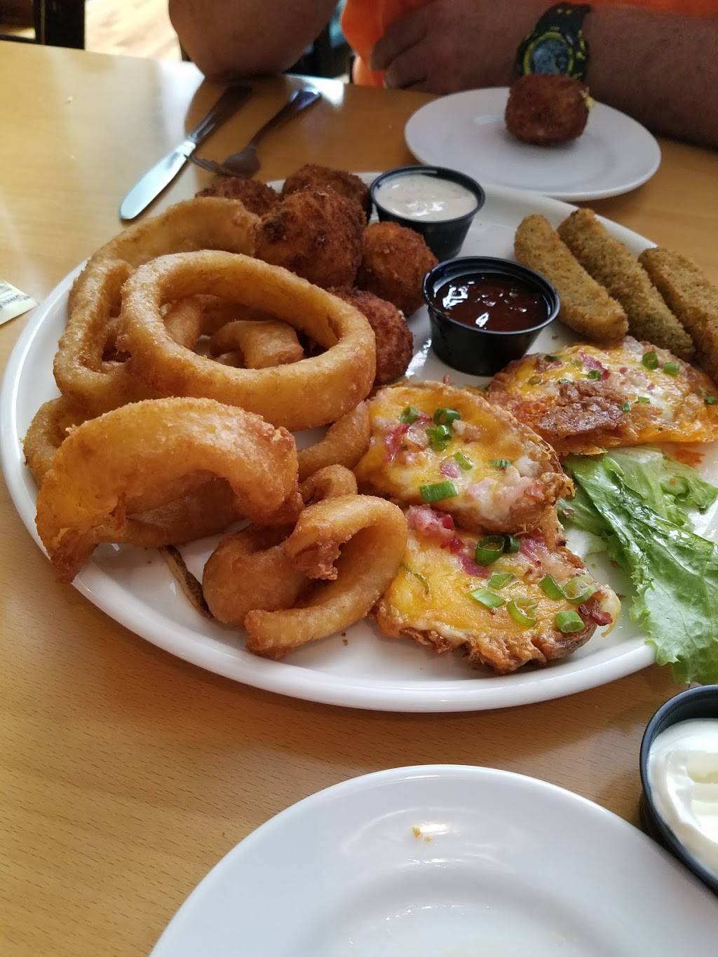 Cornerstone Brewing Company | restaurant | 70 W Main St, Madison, OH 44057, USA | 4409834520 OR +1 440-983-4520