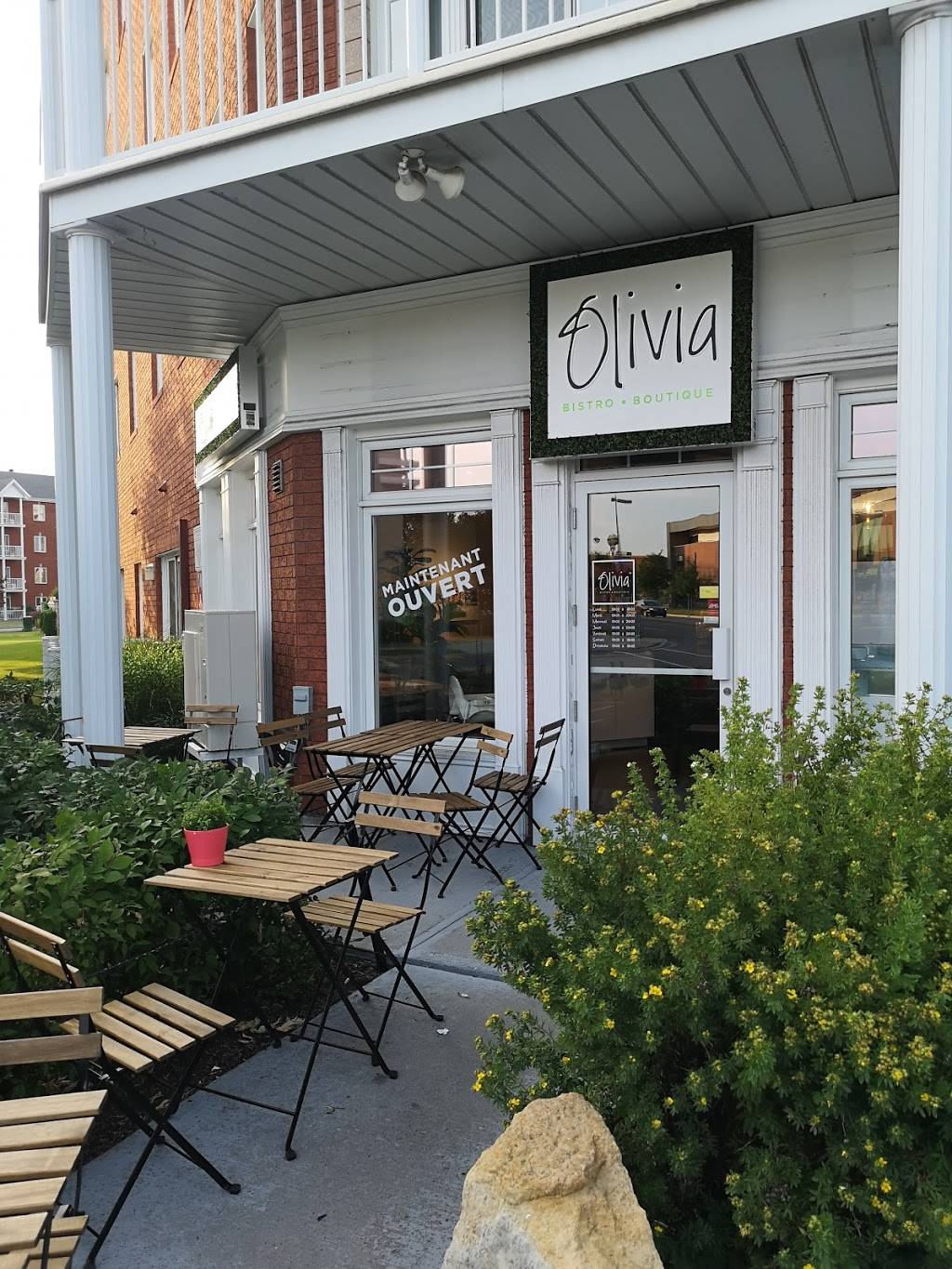 Olivia Bistro-Boutique | restaurant | 799 Boulevard de la Gappe, Gatineau, QC J8T 8P9, Canada | 8195257999 OR +1 819-525-7999