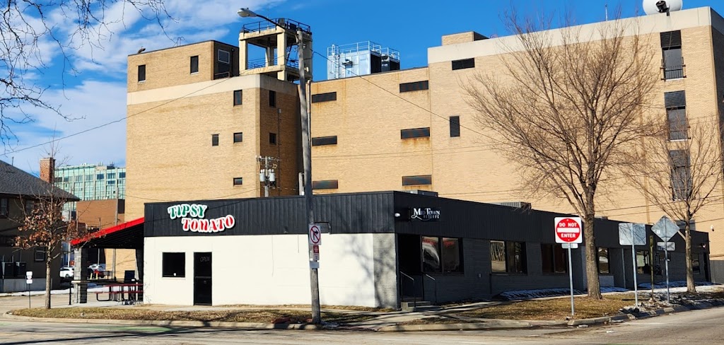 Tipsy Tomato | restaurant | 319 7th St SE, Cedar Rapids, IA 52401, USA | 3192004390 OR +1 319-200-4390