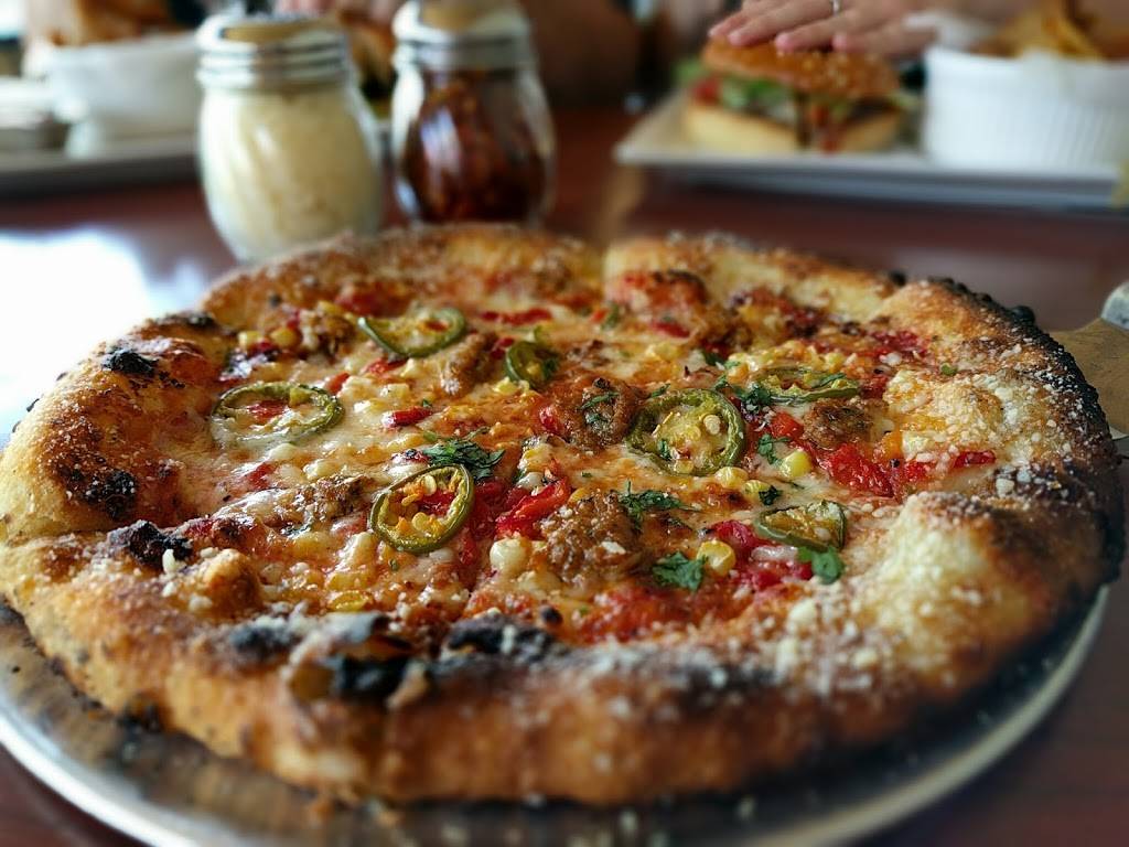 Harvest Bar + Kitchen | meal takeaway | 2885 N High St, Columbus, OH 43202, USA | 6149477133 OR +1 614-947-7133