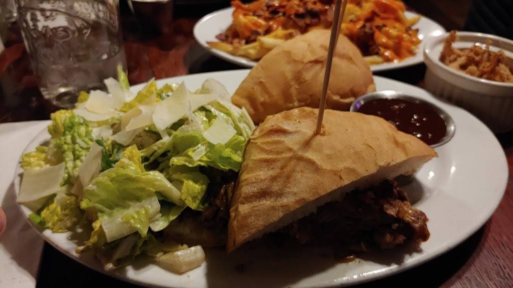 The Hideaway Kitchen & Bar | restaurant | 30 Grove St, Ridgefield, CT 06877, USA | 2034387676 OR +1 203-438-7676