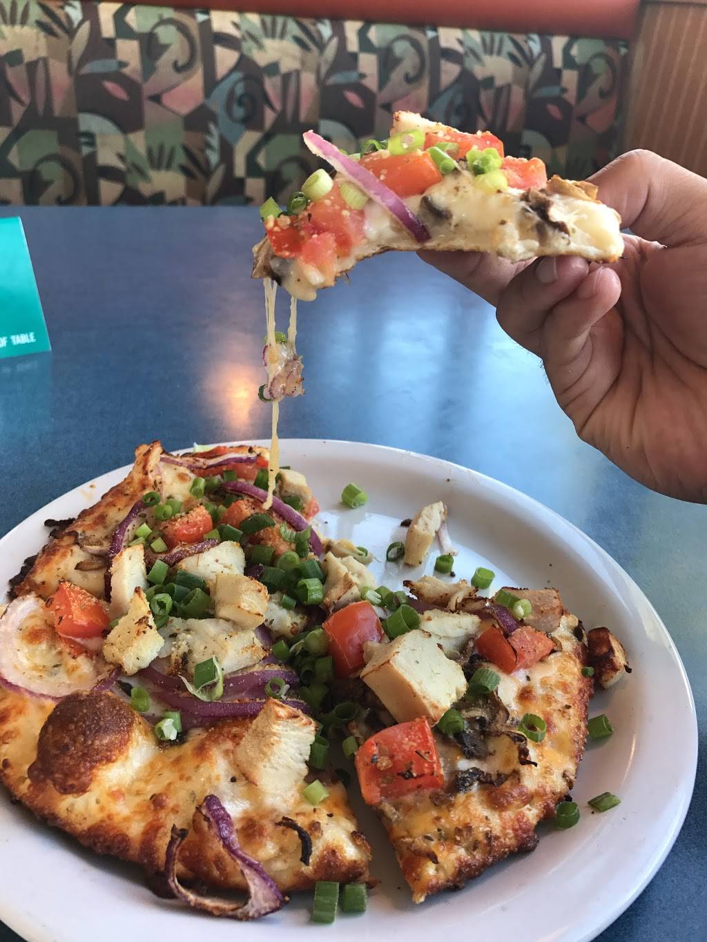 Round Table Pizza | meal delivery | 5085 Business Center Dr Suite 102, Fairfield, CA 94533, USA | 7072070378 OR +1 707-207-0378