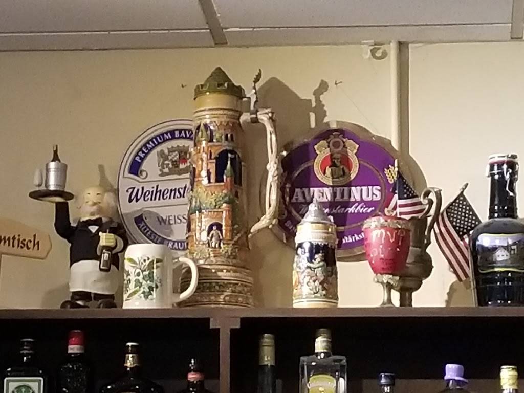 Hollerbachs Willow Tree Cafe | restaurant | 205 E 1st St, Sanford, FL 32771, USA | 4073212204 OR +1 407-321-2204