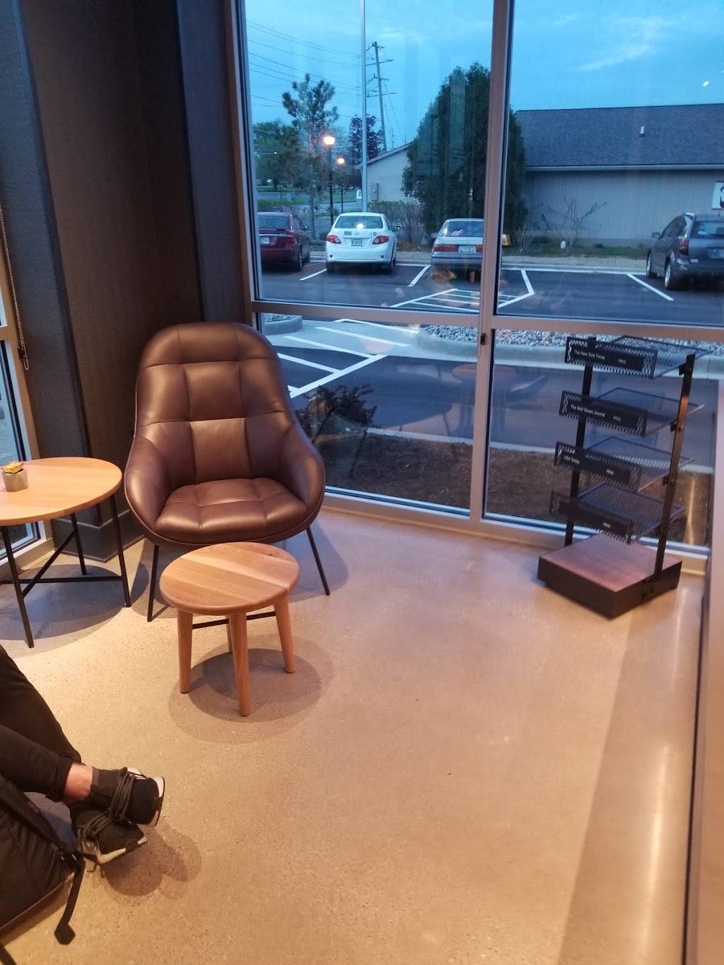 Starbucks | cafe | 227 Hauenstein Rd, Huntington, IN 46750, USA | 2602221043 OR +1 260-222-1043