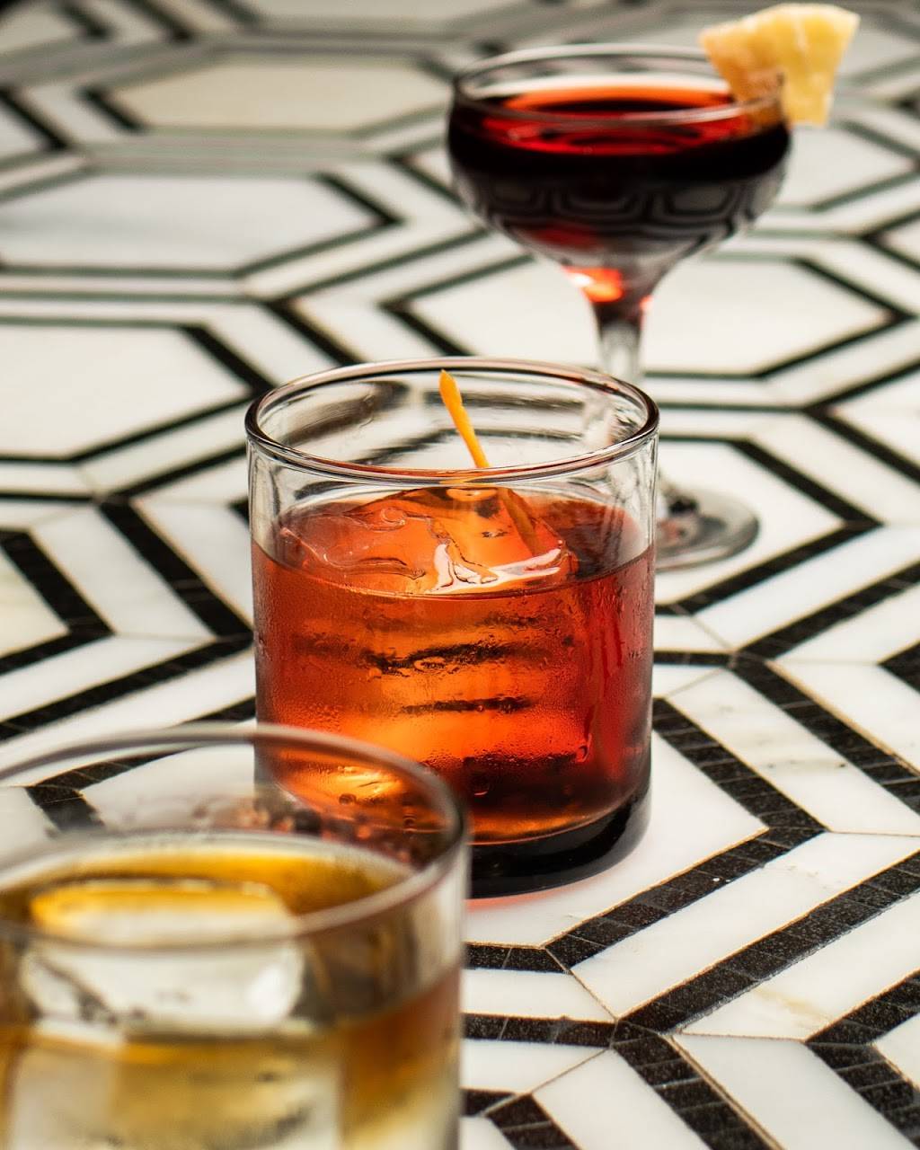 Moto | restaurant | 1120 McGavock St, Nashville, TN 37203, USA | 6157365305 OR +1 615-736-5305