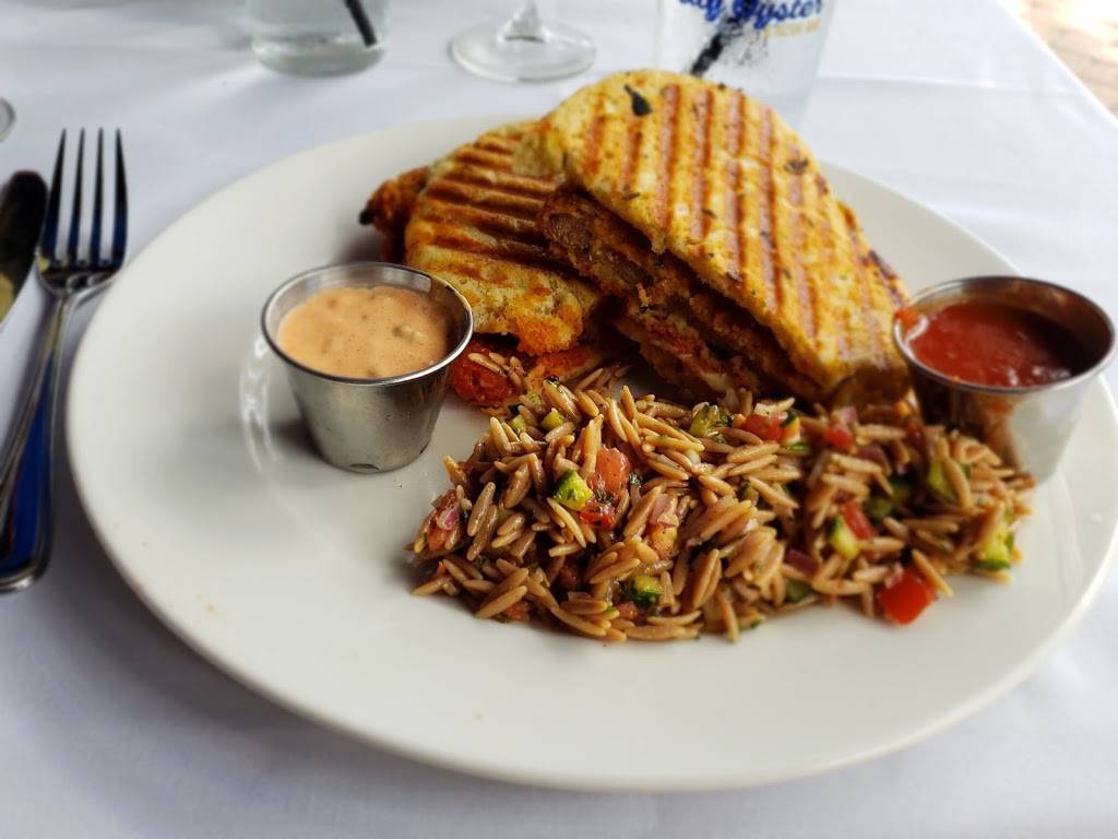 City Oyster | restaurant | 213 E Atlantic Ave, Delray Beach, FL 33444, USA | 5612720220 OR +1 561-272-0220