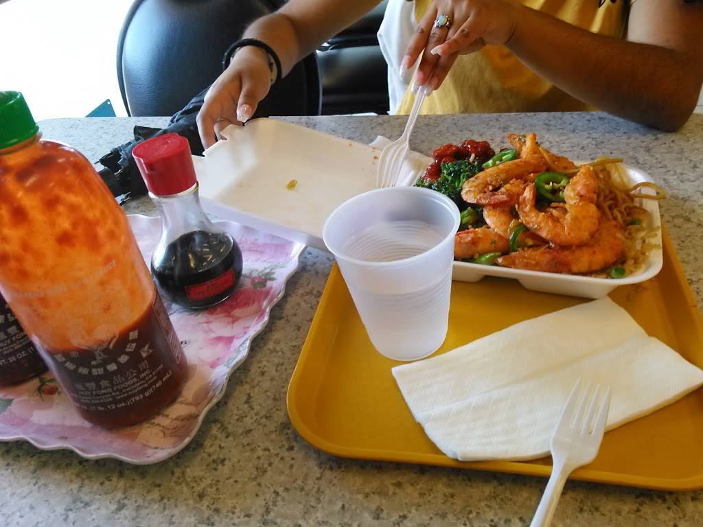 Fantastix | restaurant | 2610 W Edinger Ave # D, Santa Ana, CA 92704, USA | 7147516082 OR +1 714-751-6082