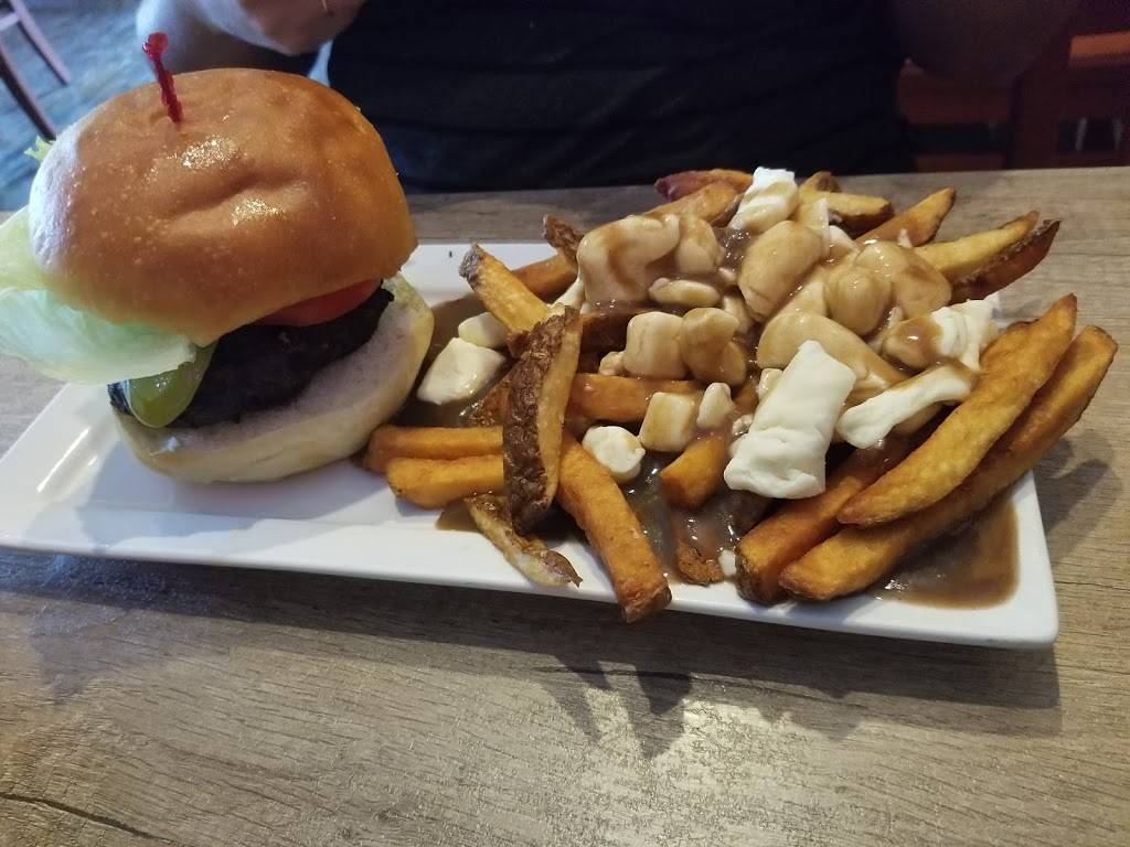 CW Coops Holland Landing | restaurant | 19415 Yonge St, Holland Landing, ON L9N 1L8, Canada | 9057157751 OR +1 905-715-7751