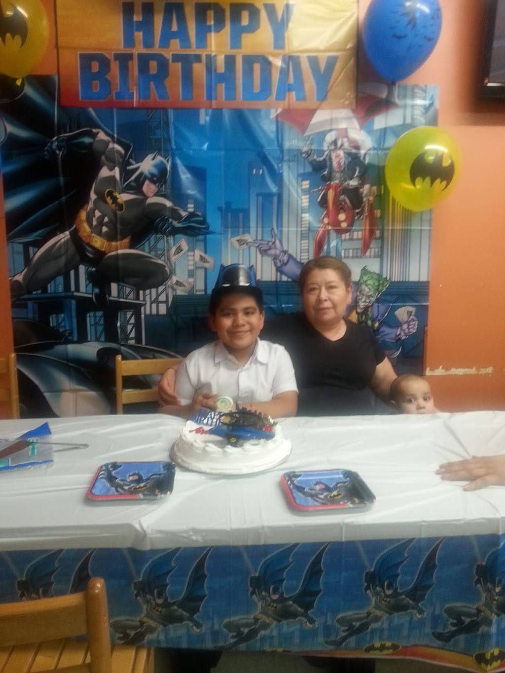 Trinos Pizzeria | restaurant | 1013 W 18th St, Chicago, IL 60608, USA | 3127332499 OR +1 312-733-2499