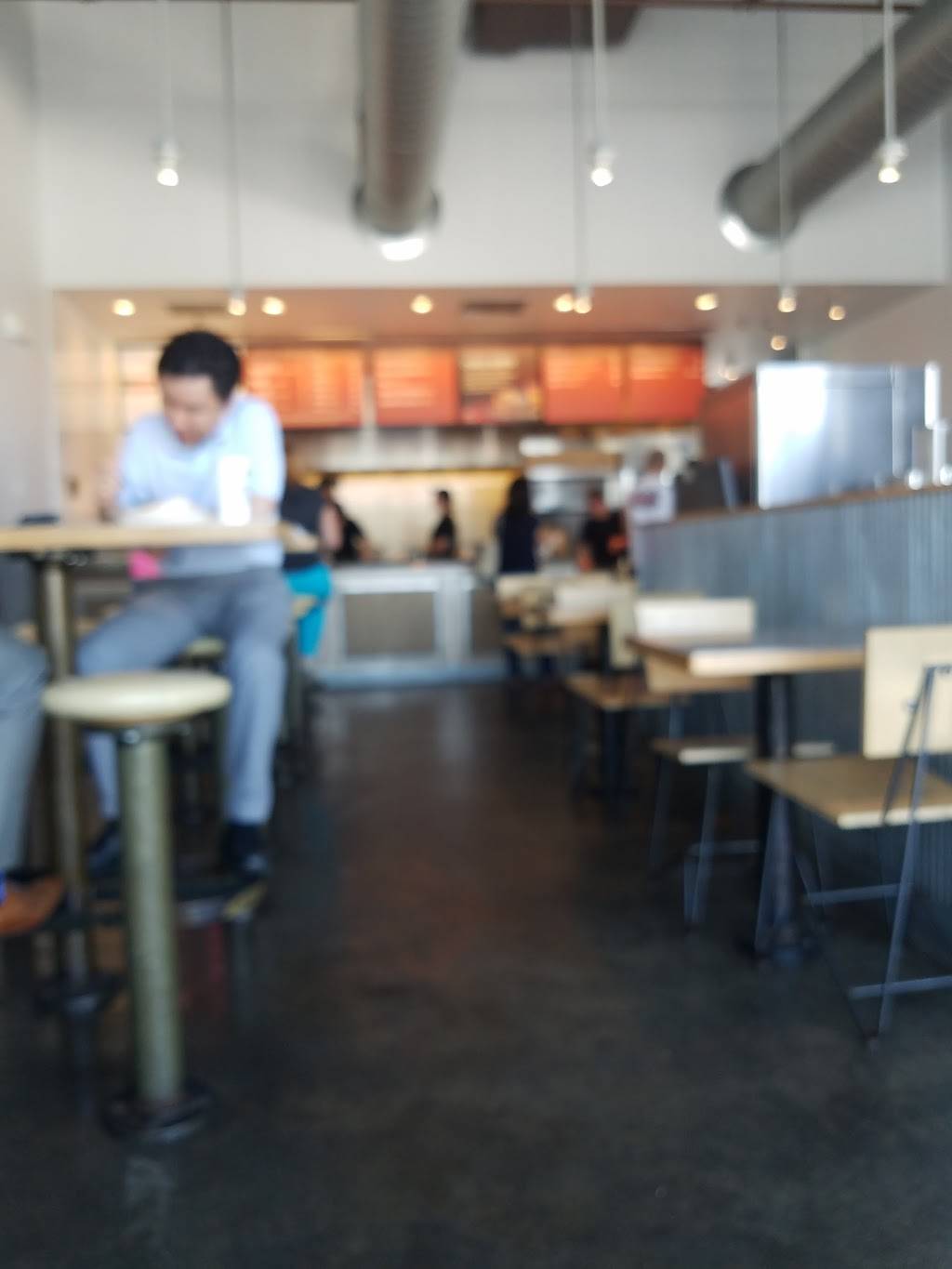 Chipotle Mexican Grill | restaurant | 589 Ring Rd, Harrison, OH 45030, USA | 5132021420 OR +1 513-202-1420