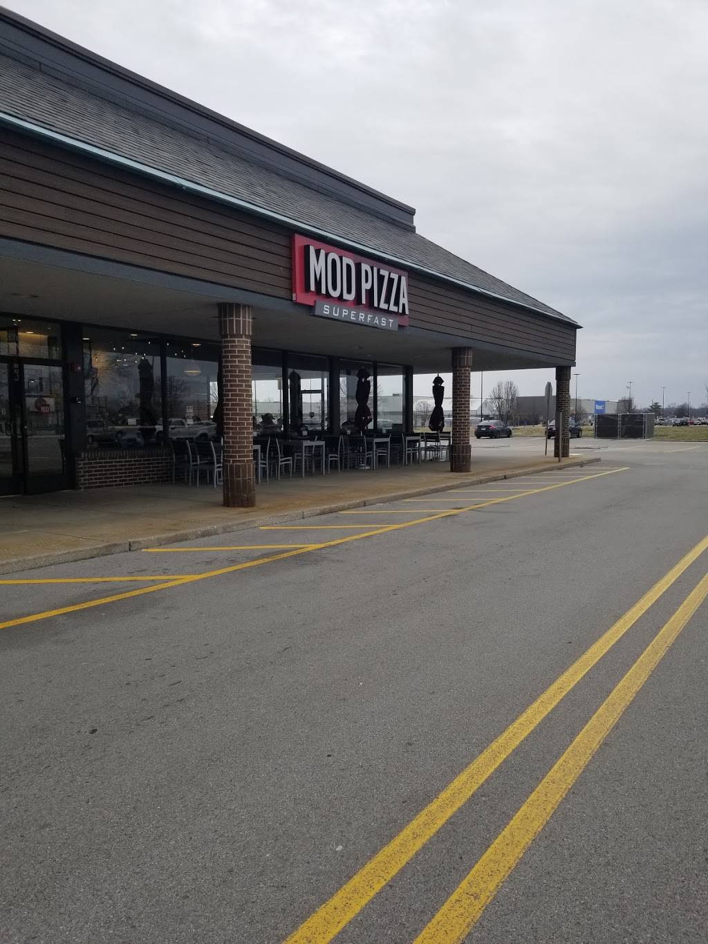 MOD Pizza | restaurant | 1370 E Main St, Carbondale, IL 62901, USA | 6184404803 OR +1 618-440-4803