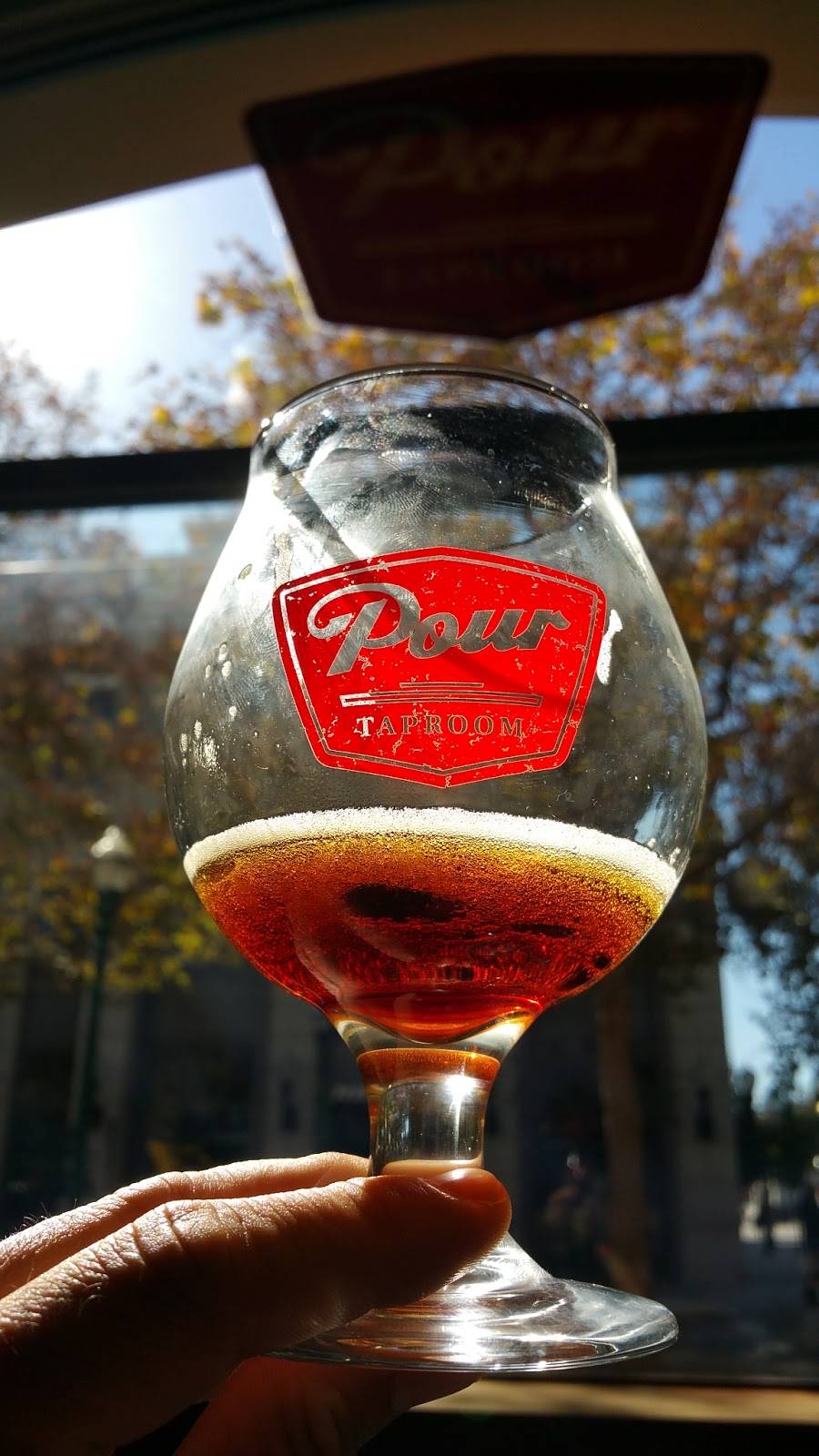 Pour Taproom | restaurant | 110 Cooper St #100B, Santa Cruz, CA 95060, USA | 8315357007 OR +1 831-535-7007