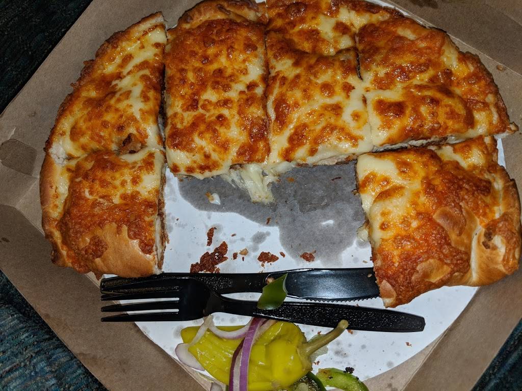 Crown Pizza & Grille | restaurant | 2 Elm St, Braintree, MA 02184, USA | 7818758227 OR +1 781-875-8227