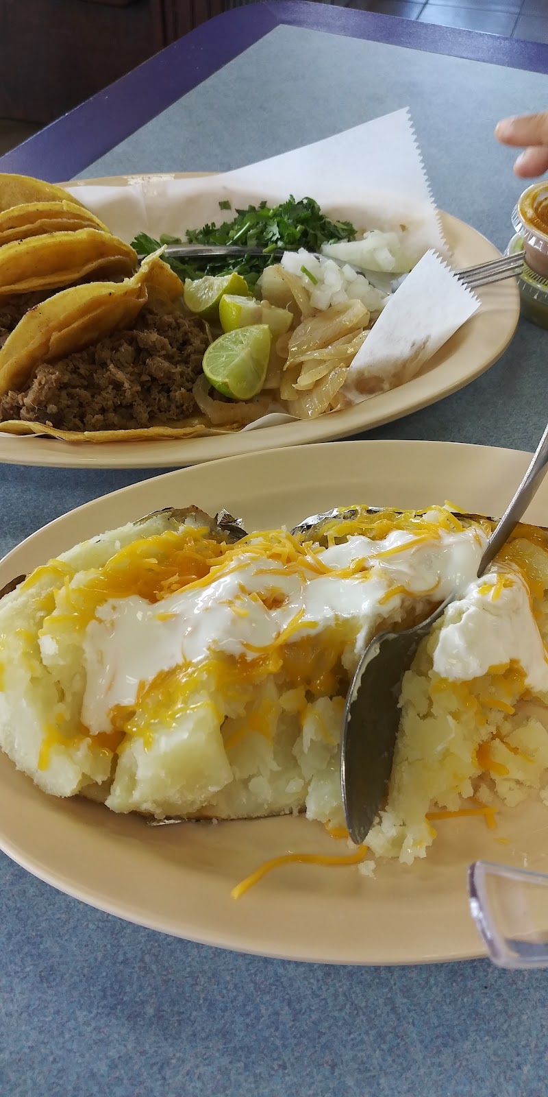 Taqueria El Zarape | restaurant | 901 S 10th St, McAllen, TX 78501, USA | 9569948833 OR +1 956-994-8833