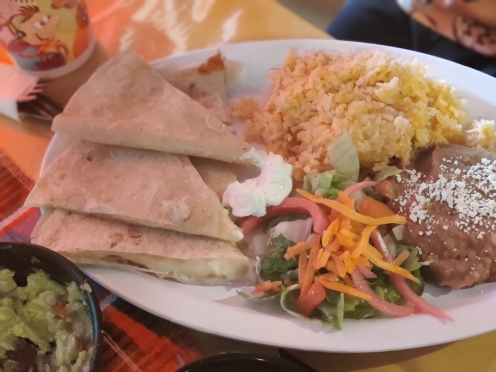 La Comida Grill | restaurant | 6530 Pony Express Trail, Pollock Pines, CA 95726, USA | 5304975915 OR +1 530-497-5915