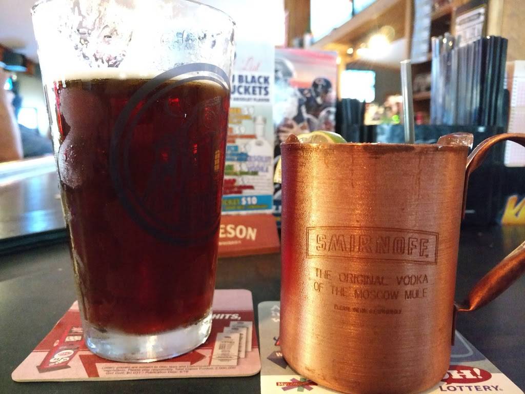 Ledos Tavern | night club | 2608 N High St, Columbus, OH 43202, USA | 6142631009 OR +1 614-263-1009