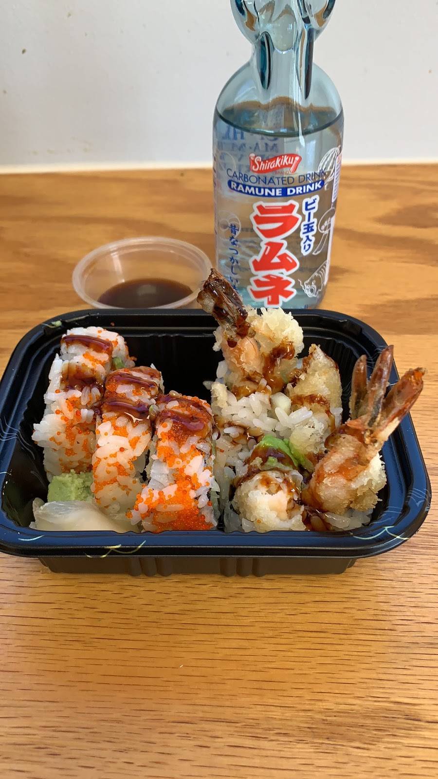 Joe Asian & Sushi | restaurant | 33-19 36th Ave, Queens, NY 11106, USA | 7183616822 OR +1 718-361-6822