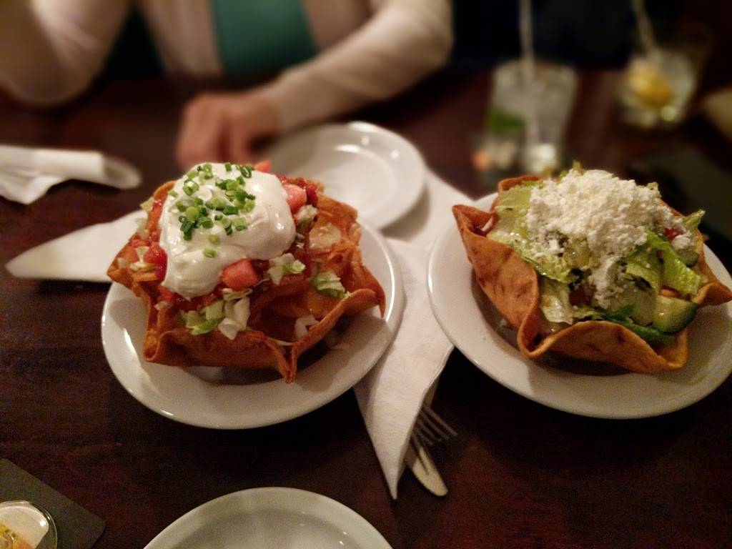 Bull and Barrel Pub | restaurant | 901-75 Cedar Pointe Dr, Barrie, ON L4N 5R7, Canada | 7057194600 OR +1 705-719-4600