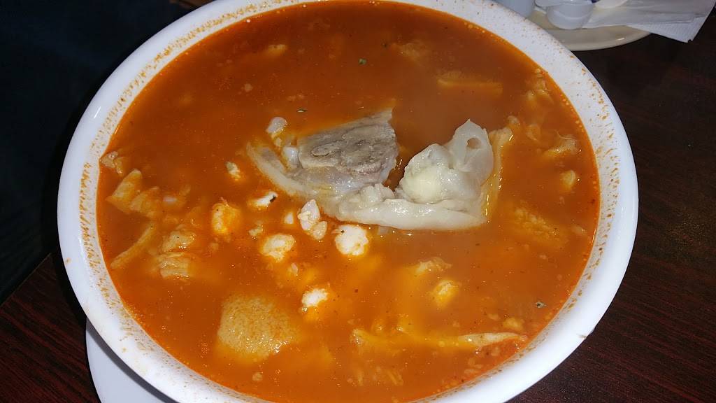 Los Molcajetes | restaurant | 1553 N Eastern Ave, Las Vegas, NV 89101, USA | 7026337595 OR +1 702-633-7595