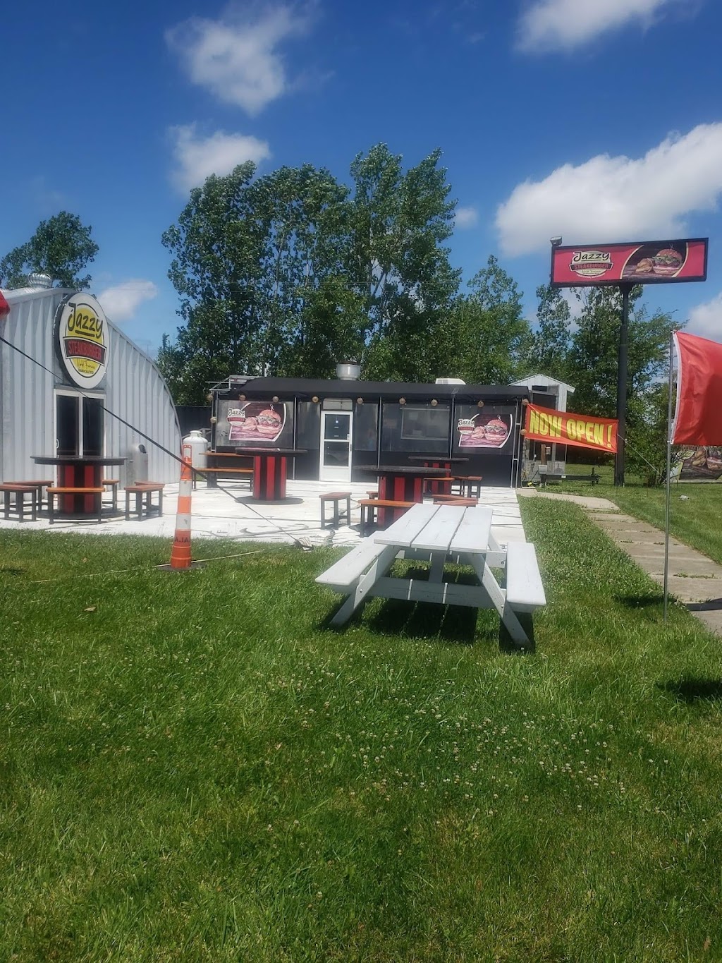 Jazzy Burger Carleton | restaurant | 10125 Telegraph Rd, Carleton, MI 48117, USA | 7346545002 OR +1 734-654-5002