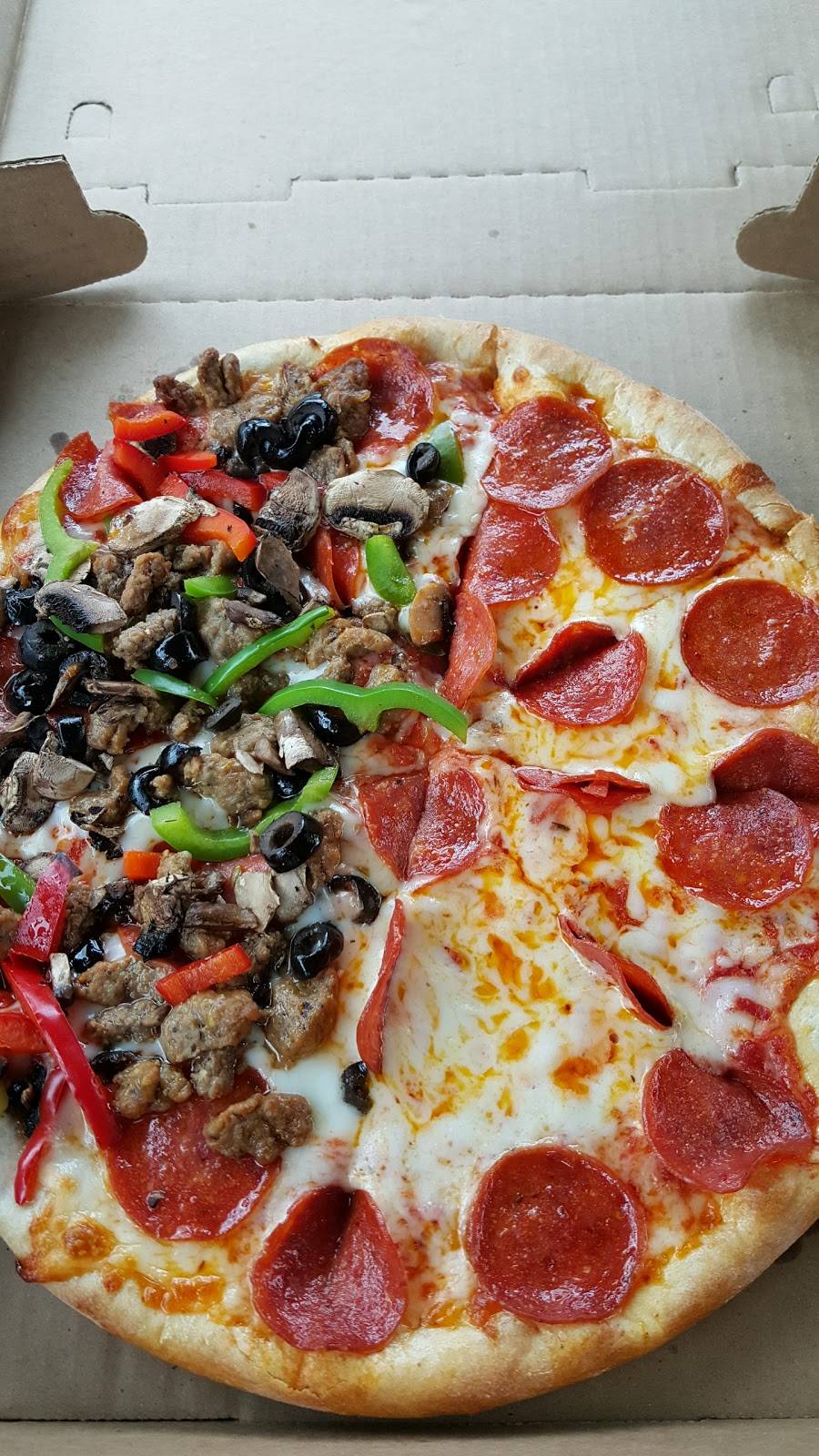 Marios Pizza | restaurant | 1066 Hanes Mall Blvd, Winston-Salem, NC 27103, USA | 3367680057 OR +1 336-768-0057