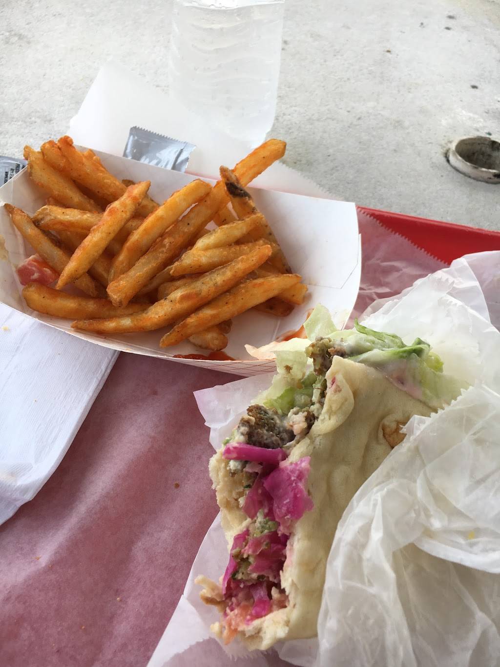 Sinbads Fast Food | restaurant | 1552 N Courtenay Pkwy, Merritt Island, FL 32953, USA | 3214599815 OR +1 321-459-9815