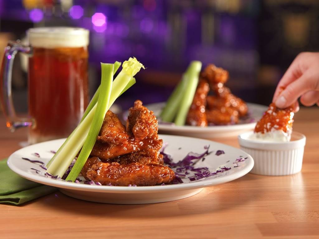 WINGERS Restaurant | restaurant | 1200 Towne Centre Blvd #1096, Provo, UT 84601, USA | 8018122141 OR +1 801-812-2141