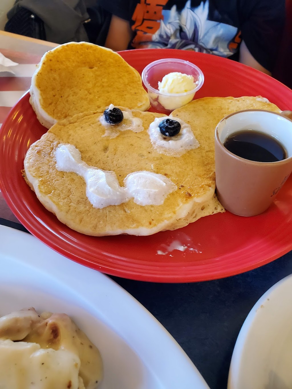 H Bs Place | restaurant | 3854 AZ-87 Box 93, Pine, AZ 85544, USA | 9284764475 OR +1 928-476-4475