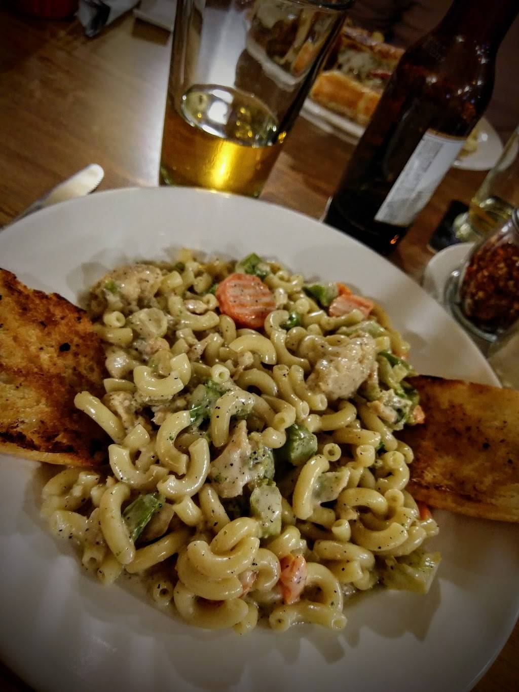 Union House Taproom & Livery | restaurant | 12 E Main St, Richland, PA 17087, USA | 7178669394 OR +1 717-866-9394