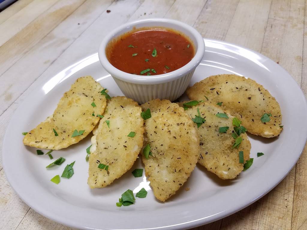 The Green Room | restaurant | 2400 St Marys Rd, St Marys, GA 31558, USA | 9128822721 OR +1 912-882-2721